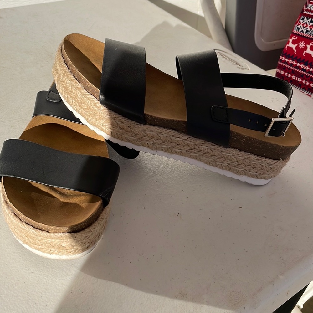 Soda black wedge sandal